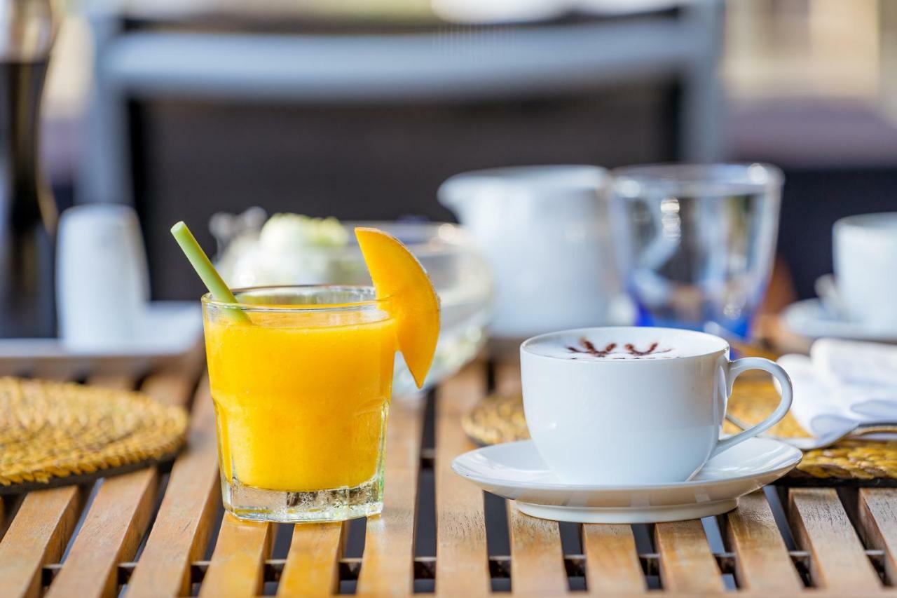 Twinpalms Montazure Phuket Resort エクステリア 写真